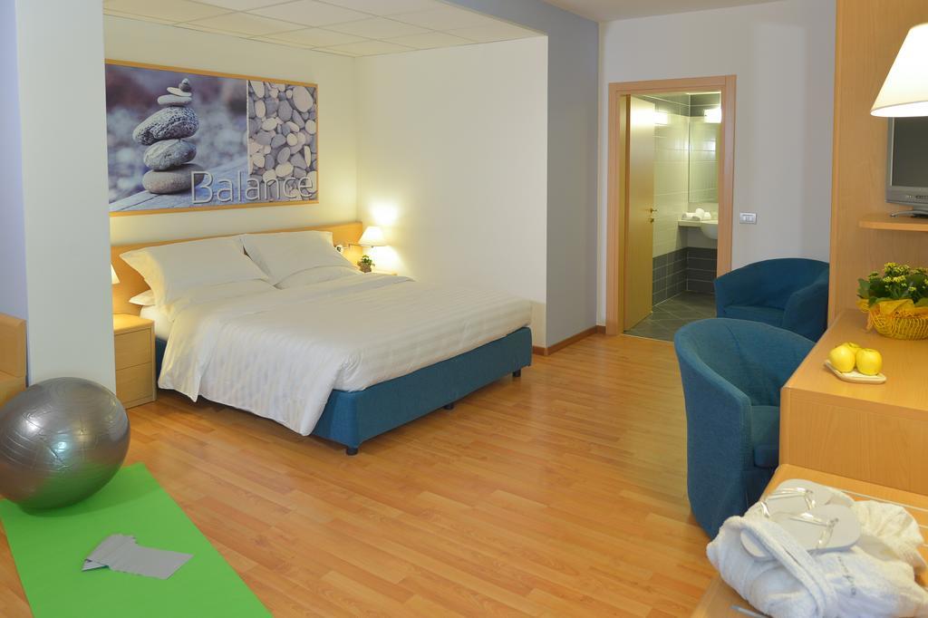 Vital Hotel Flora Комано-Терме Экстерьер фото