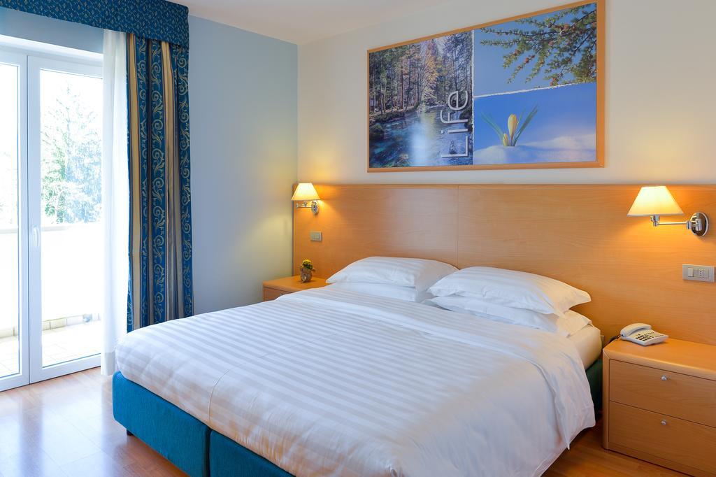 Vital Hotel Flora Комано-Терме Экстерьер фото