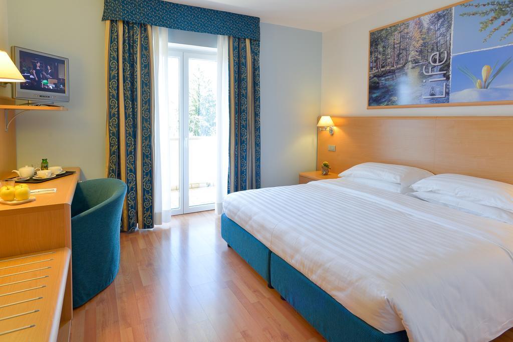 Vital Hotel Flora Комано-Терме Экстерьер фото