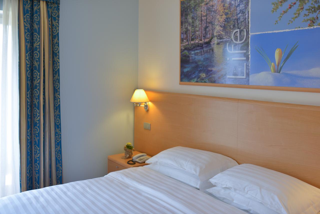 Vital Hotel Flora Комано-Терме Экстерьер фото