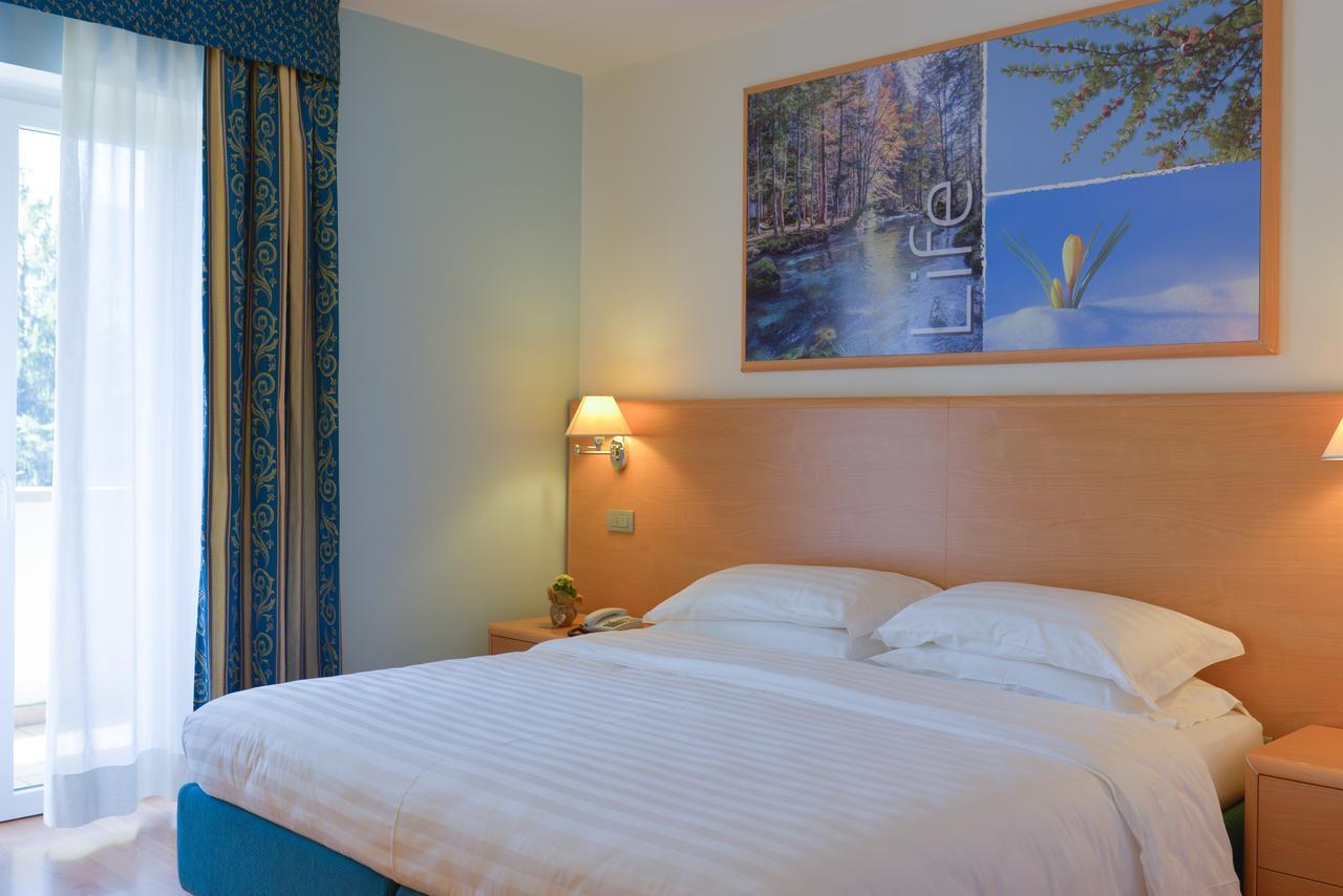 Vital Hotel Flora Комано-Терме Экстерьер фото